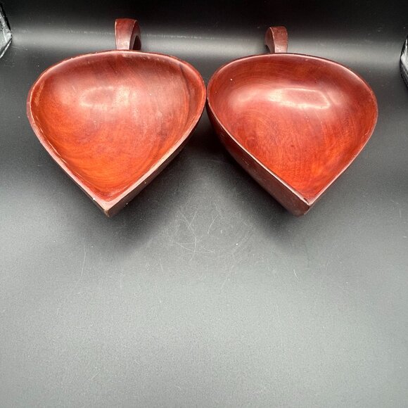 Vintage 1960s Mahogany “Monkey Pod” Leaf Shape Bowls (Set of 2) - Picture 2 of 5
